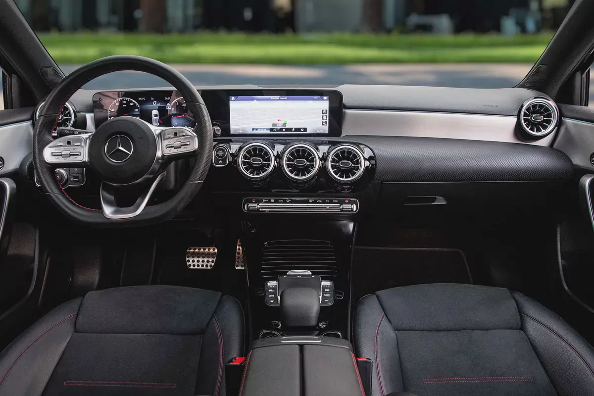 2,155 P.M |  A200 AMG | 0% Downpayment | 2028 MERCEDES WARRANTY-7-7