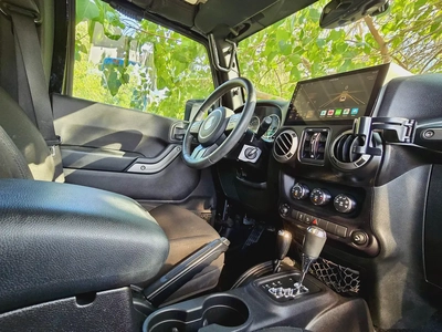GCC | Excellent Condition | 4 Doors-6