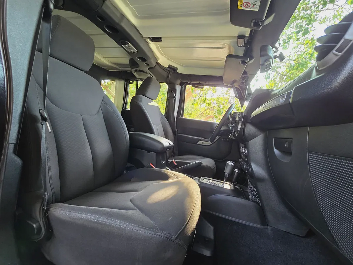 GCC | Excellent Condition | 4 Doors-8-8