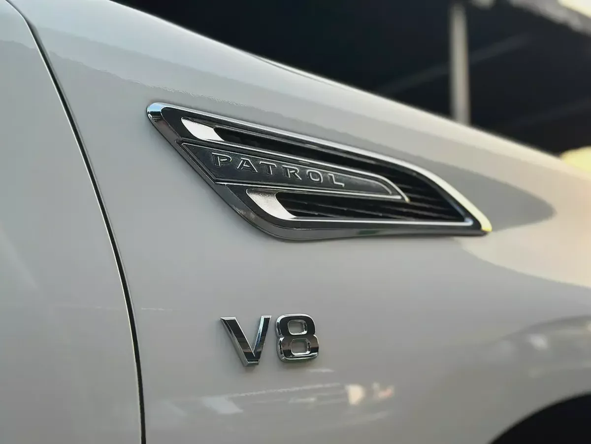 نيسان باترول LE Titanium موديل 2023 | محرك 5.6L V8 | فل أوبشن | مواصفات خليجية-5-5