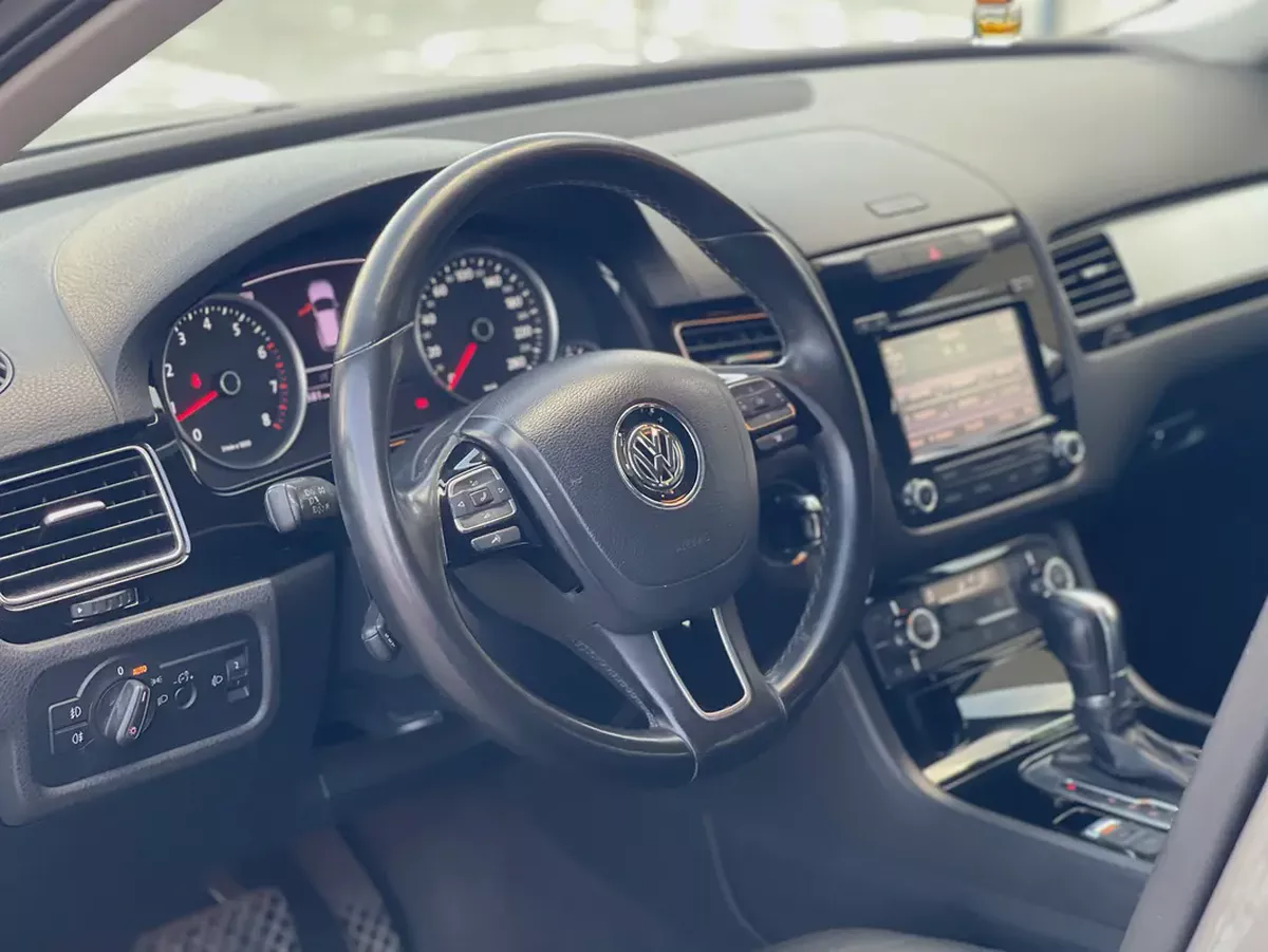 Volkswagen Touareg 2012 GCC Specs-5-5