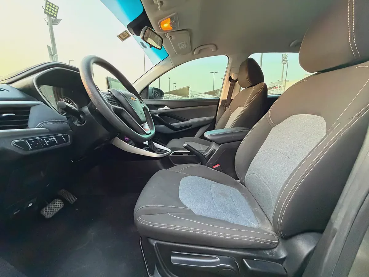 Chevrolet Captiva LT 2023 GCC Specs-6-6