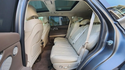 2023 Genesis GV80 Royal-Full option 3.5L/6 cyl-Excellent Condition-18