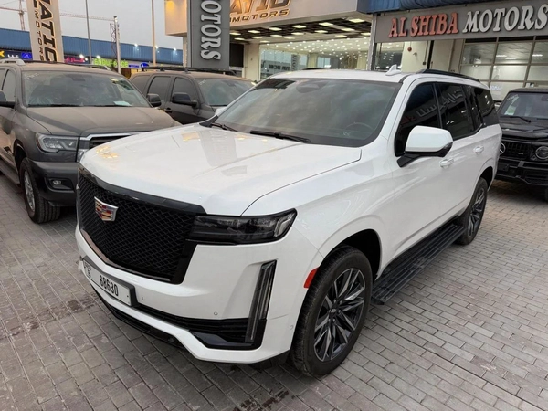 Cadillac Escalade Luxury 6.2L Luxury600 GCC.