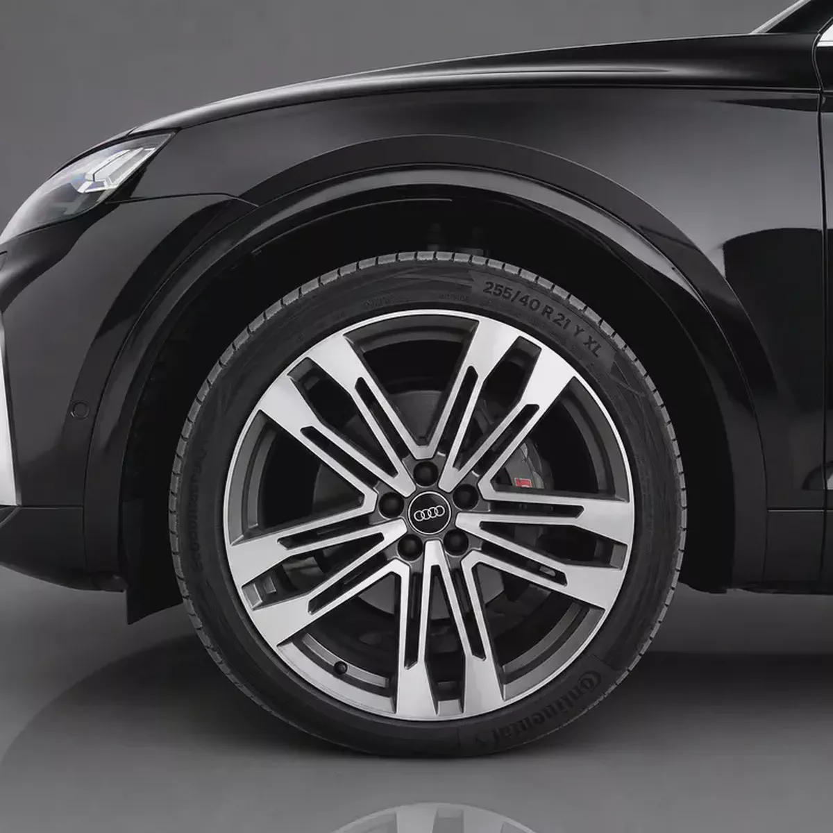 2,778 P.M • 0% Downpayment • Audi SQ5 •  Agency Service Contract-5-5