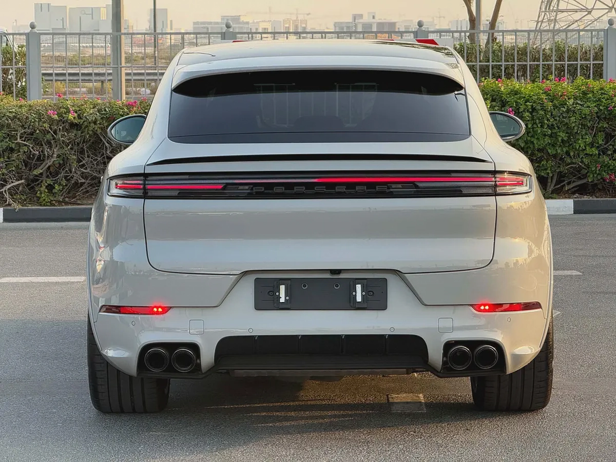 Porsche Cayenne Coupe 2023 | European Specs | Pristine Condition-16-16