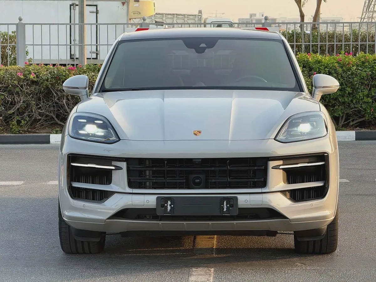 Porsche Cayenne Coupe 2023 | European Specs | Pristine Condition-1-1