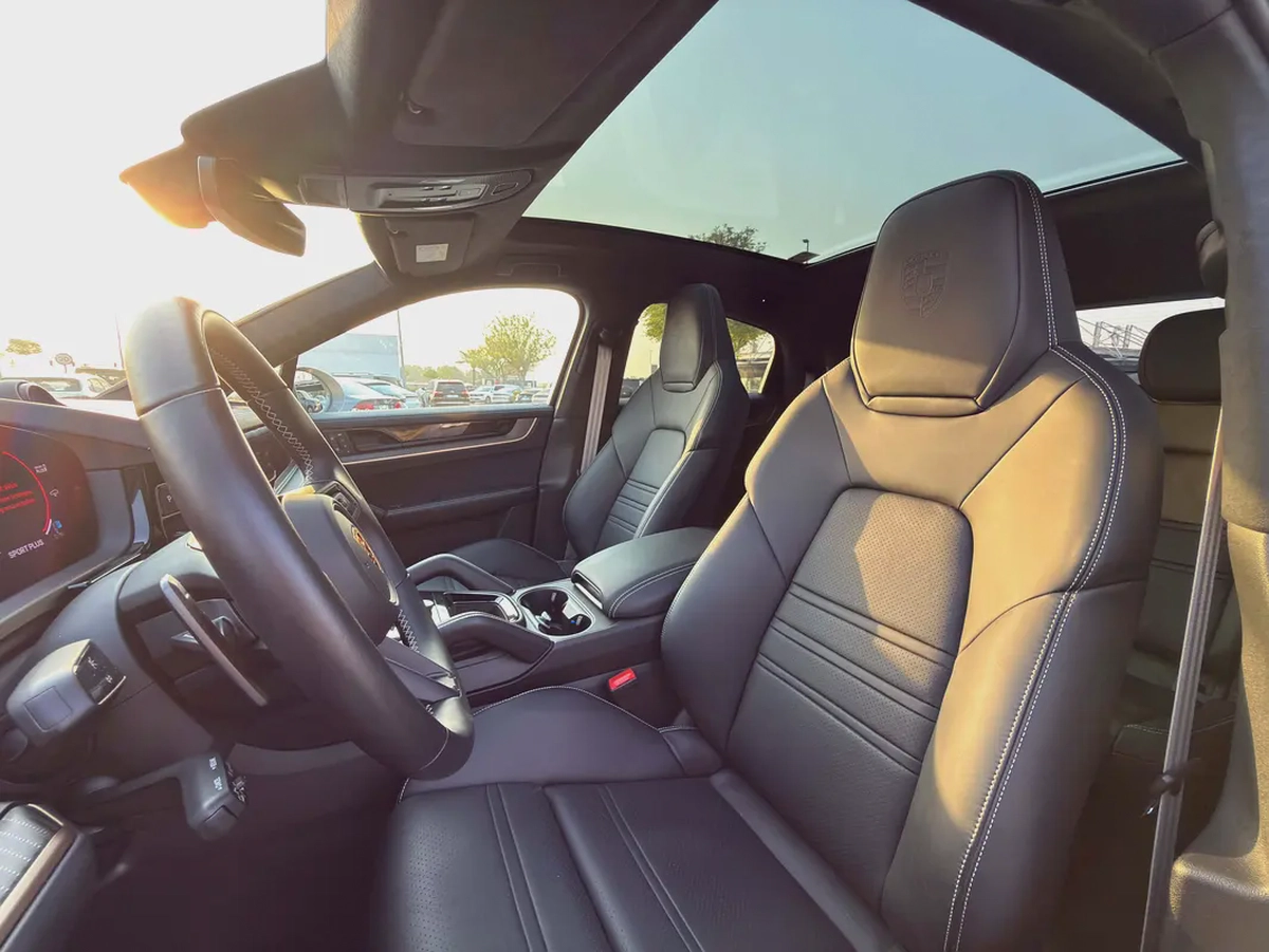 Porsche Cayenne Coupe 2023 | European Specs | Pristine Condition-7-7