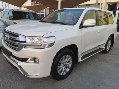 Toyota Land Cruiser GXR 2018 | GCC Specs | Pristine Condition-1