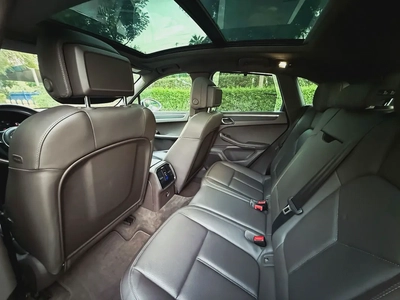 Porsche Macan 2021 | GCC Specs | Pristine Condition-11