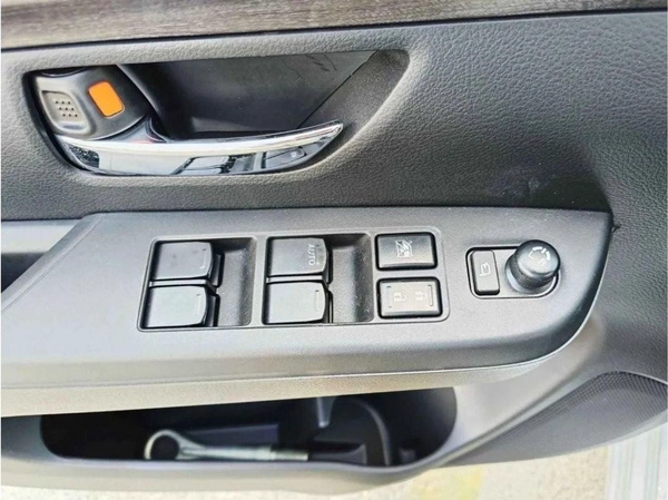 Suzuki Ertiga SUZUKI ERTIGA GLX 2024 A/T 1.5L 4CY PETROL SILVER full