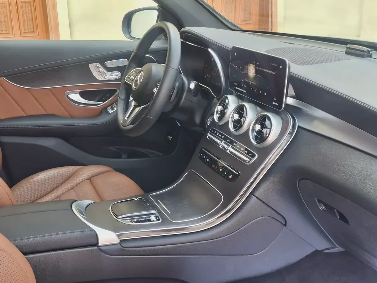 Mercedes-Benz GLC 300 AMG 4MATIC Coupe 2023 Korean Specs-11-11