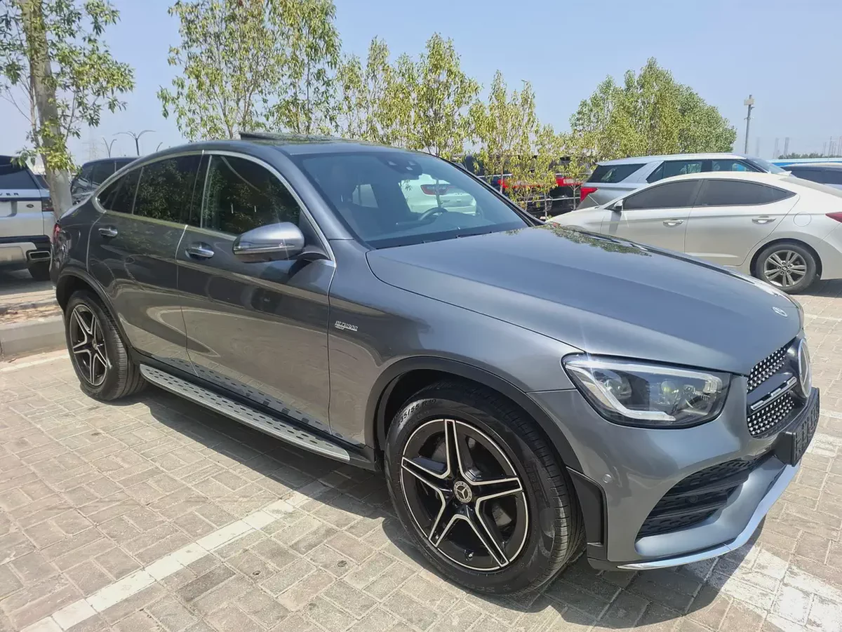 Mercedes-Benz GLC 300 AMG 4MATIC Coupe 2023 Korean Specs-3-3
