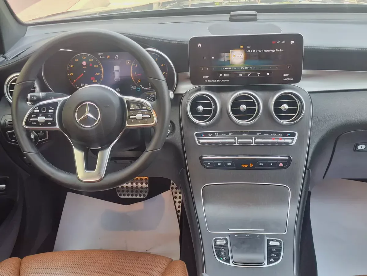 Mercedes-Benz GLC 300 AMG 4MATIC Coupe 2023 Korean Specs-8-8