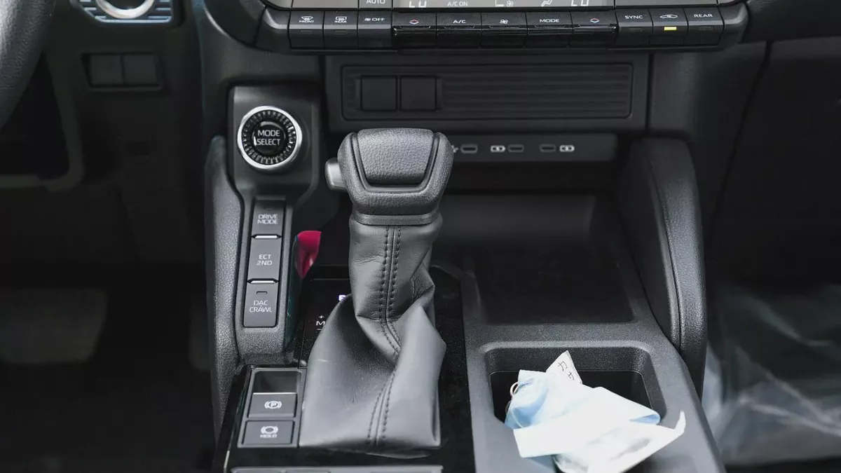 Toyota Prado all rounder 2.4 basic with sunroof 2026 | Brand New | GCC Specs-14-14
