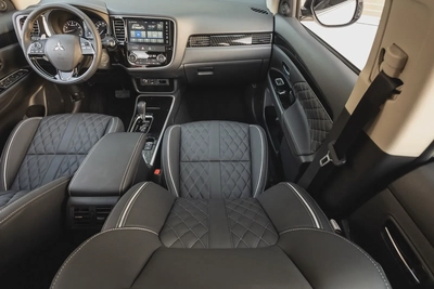 Mitsubishi Outlander / Airtek 2022-15