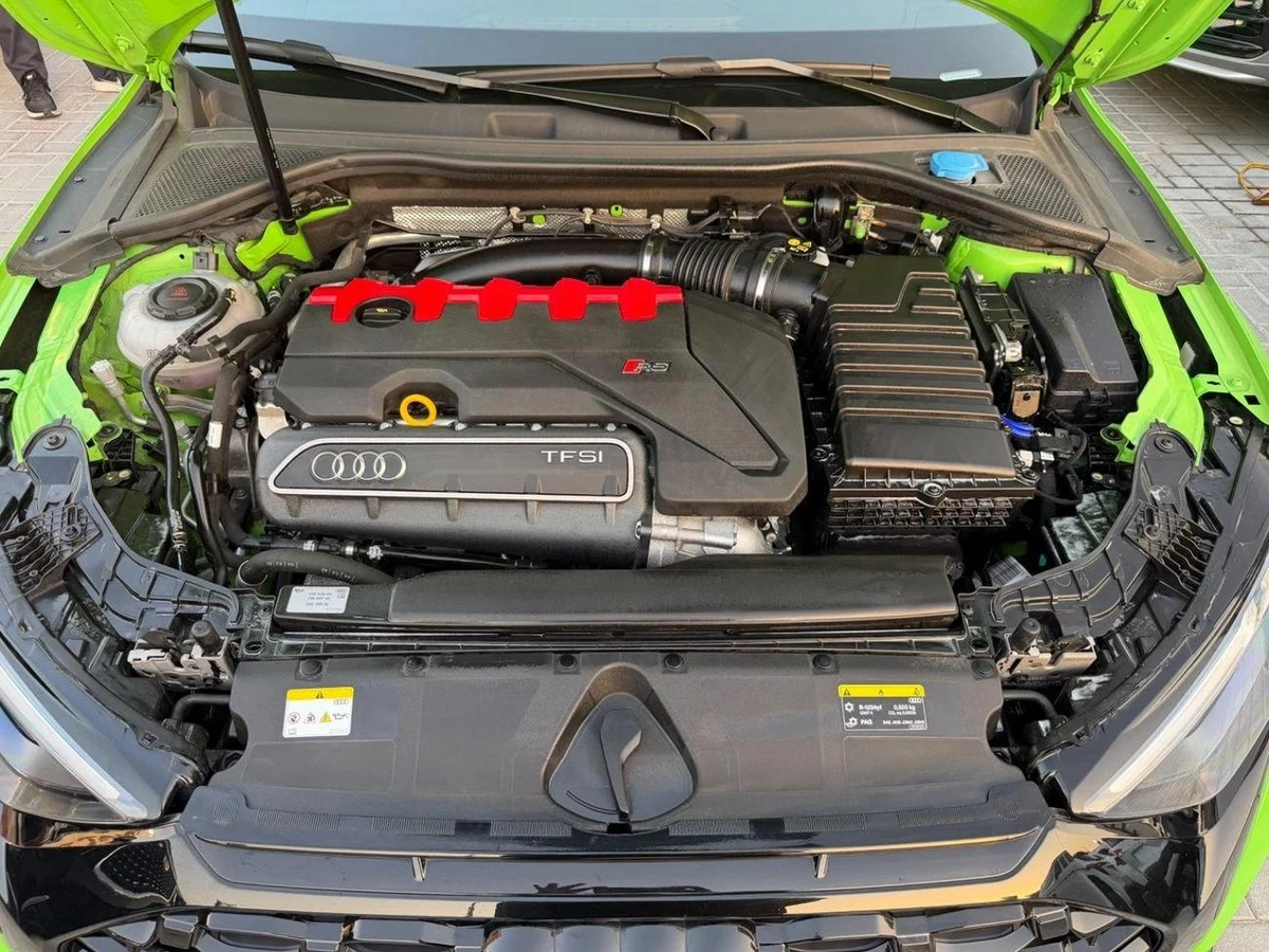 Audi RS3 TFSI quattro 2.5L Sportback