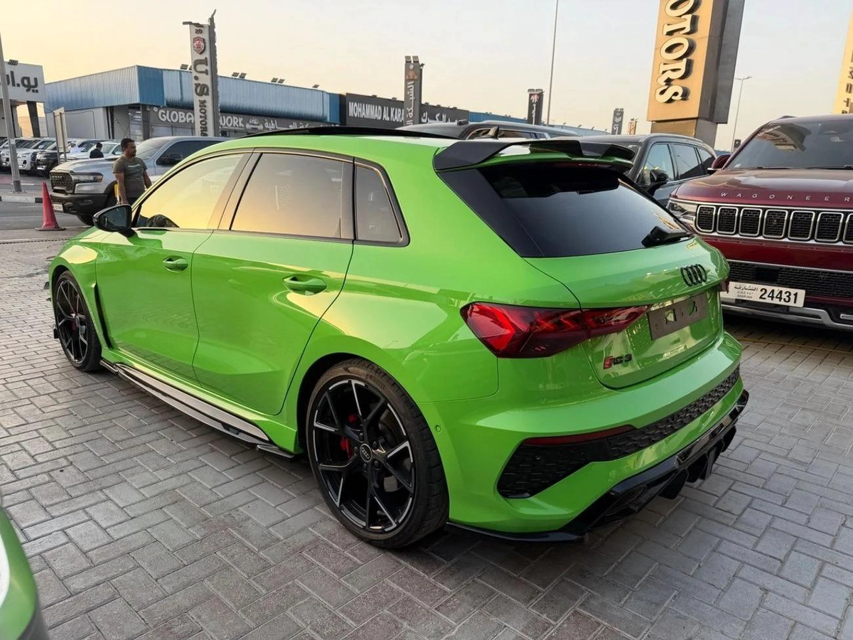 Audi RS3 TFSI quattro 2.5L Sportback