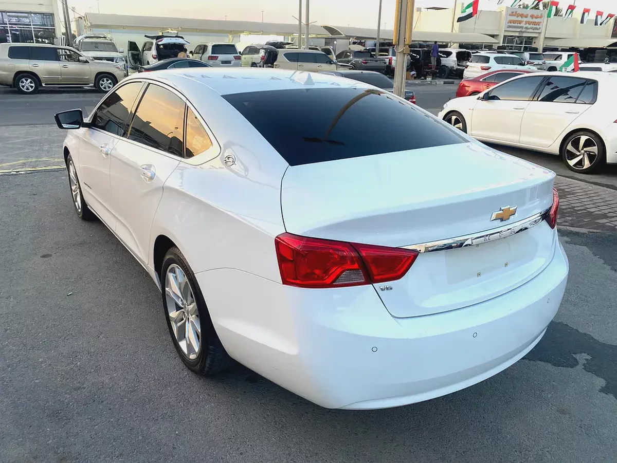 2019 Chevrolet Impala LT, white-9-9