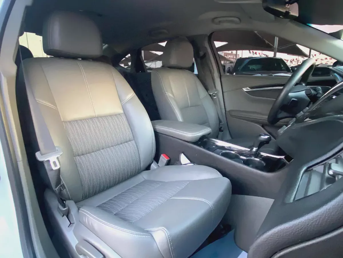 2019 Chevrolet Impala LT, white-12-12