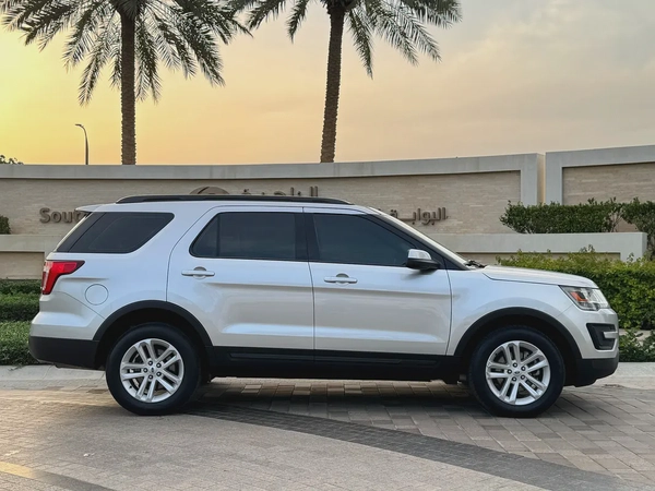 4x4 2017 GCC Ford Explorer Accident Free No Mechanical Issue
