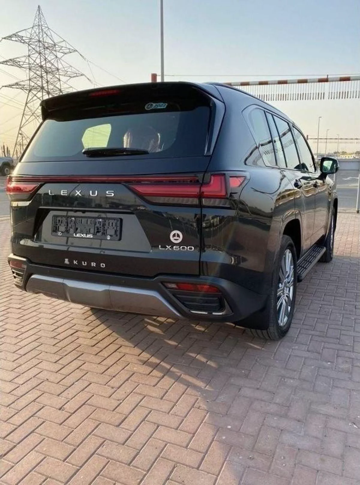 Lexus LX600 VIP LEXUS LX 600 VIP-- KURO--2022-6-0