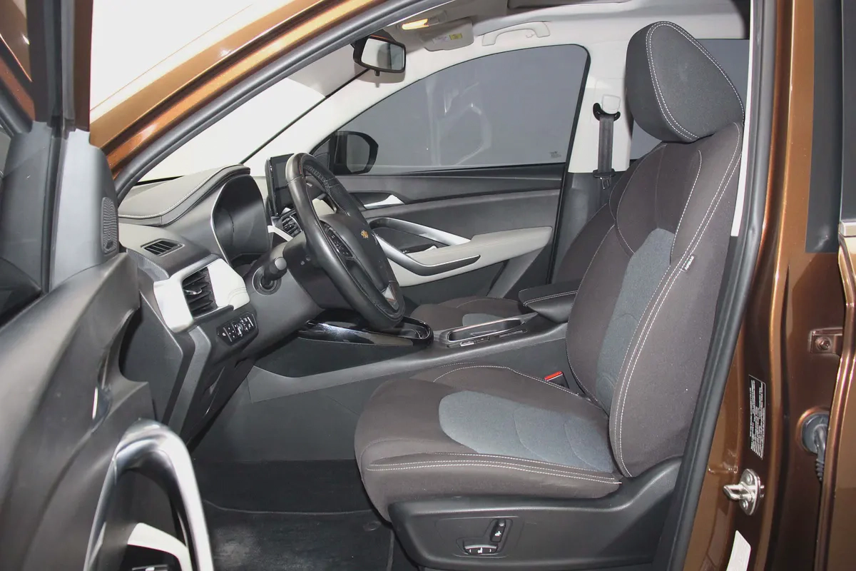 AED 900 Monthly - 0 DP - 2023 Chevrolet Captiva Premier - GCC Specs - Pre-Owned-7-7