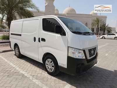 Nissan Urvan NV350 3 Seater AUTOMATIC 2022 Model GCC Specs With Service History In Perfect Condition-2