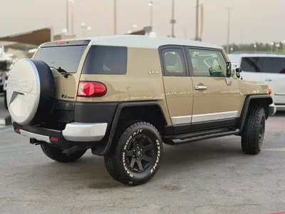 Toyota FJ Cruiser GكVXR 2014 GCC Specs - Pristine Condition-2
