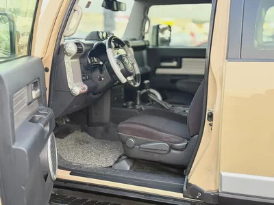 Toyota FJ Cruiser GكVXR 2014 GCC Specs - Pristine Condition-8