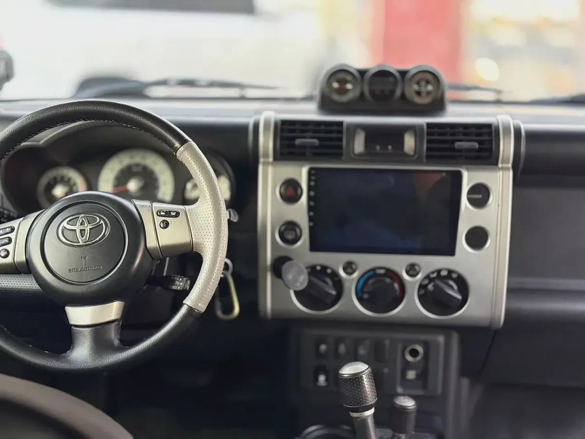 Toyota FJ Cruiser GكVXR 2014 GCC Specs - Pristine Condition-13-13