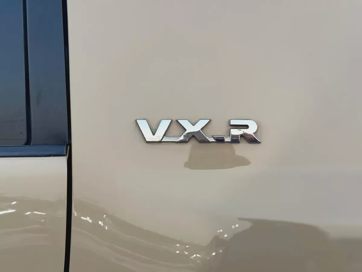 Toyota FJ Cruiser GكVXR 2014 GCC Specs - Pristine Condition-14-14