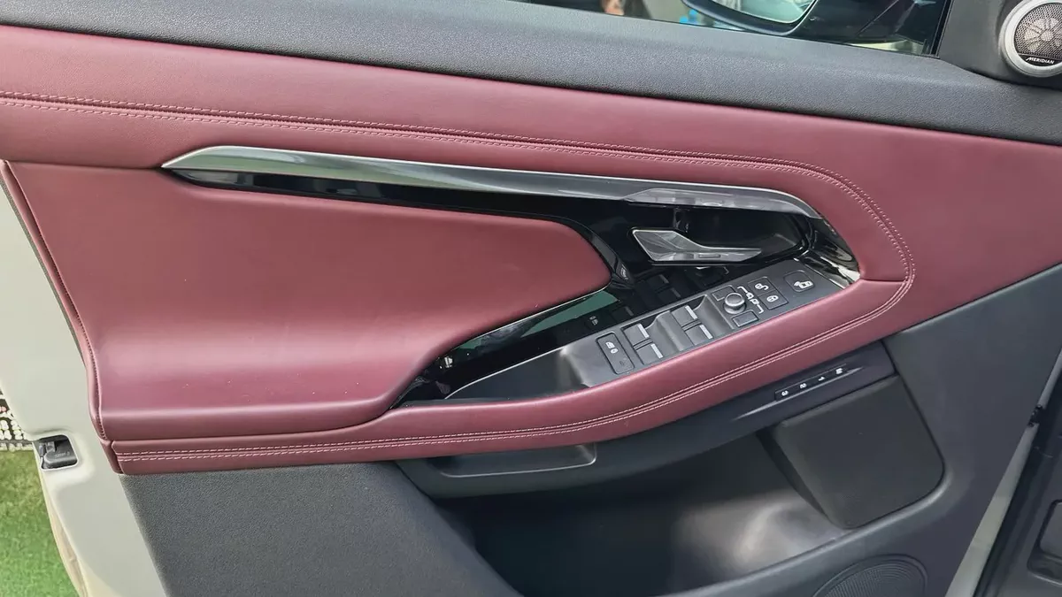 Evoque RDynamic model 2020 gcc original paint آيفوك ار ديناميك موديل ٢٠٢٠ خليجية صبغ وكالة-12-12