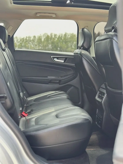 | 3.5L | Ford Edge Titanium V6 | 2018 | CLEAN CAR | 164,000 km | Silver / Black-15