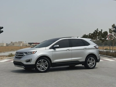 | 3.5L | Ford Edge Titanium V6 | 2018 | CLEAN CAR | 164,000 km | Silver / Black-4