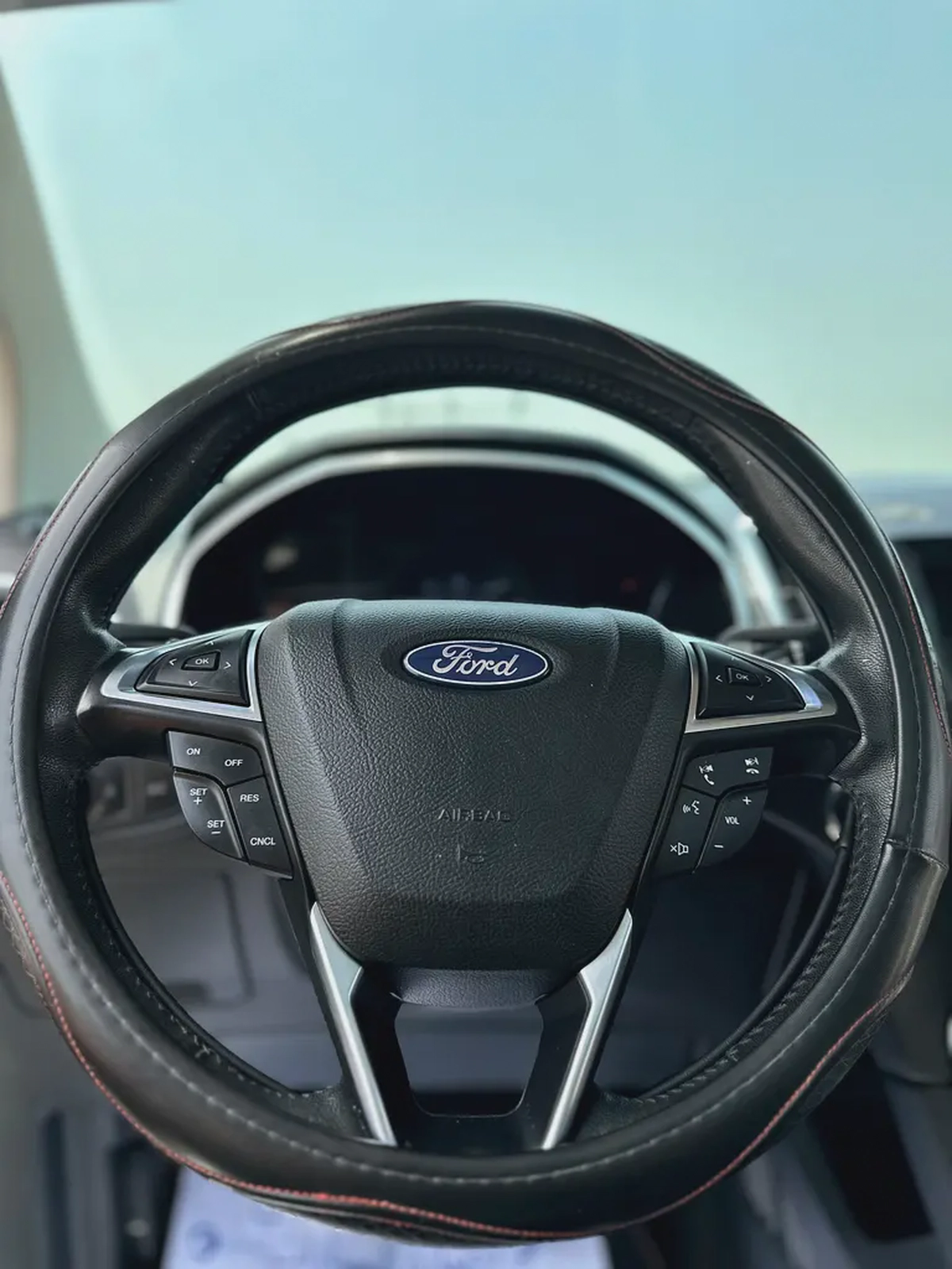 | 3.5L | Ford Edge Titanium V6 | 2018 | CLEAN CAR | 164,000 km | Silver / Black-7-7
