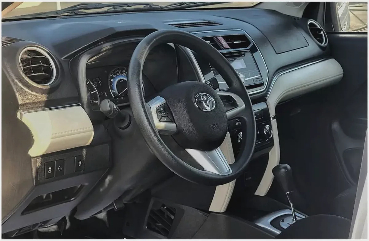 Toyota Rush Zero Down Payment, Bank finance, Inhouse finance | single owner-4-4