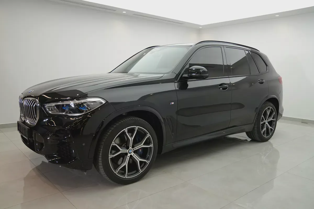 2023 BMW X5 xDrive40i M Sport GCC Specs - Pristine Condition-1-1