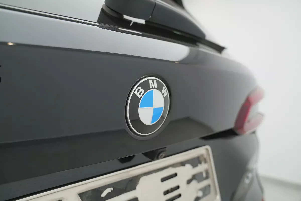2023 BMW X5 xDrive40i M Sport GCC Specs - Pristine Condition-3-3