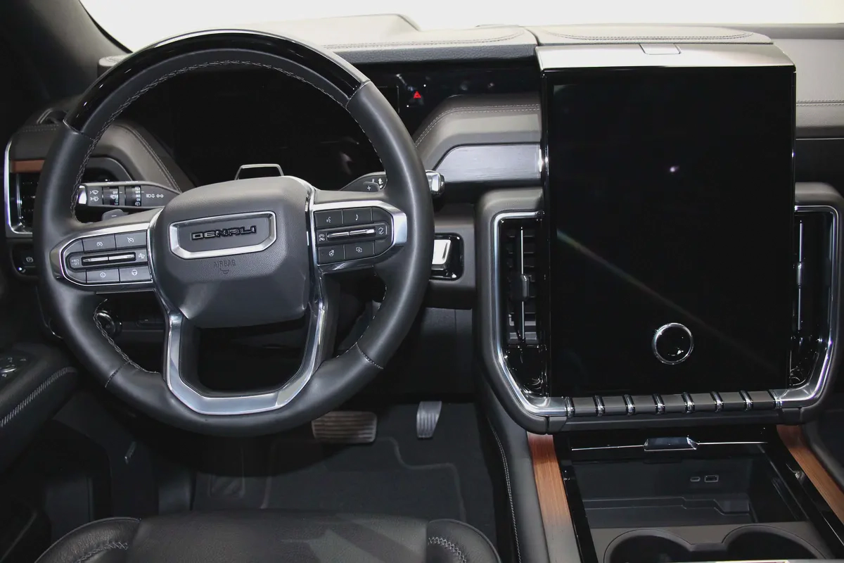 GMC Yukon Denali 2025 - GCC Specs-6-6