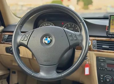 BMW 323i | 2006 | BEIGE INTERIOR | JAPAN IMPORT | CLEAN TITLE |-17