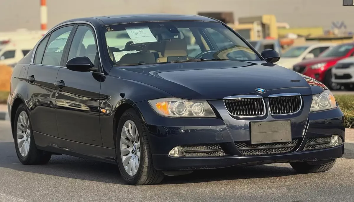 BMW 323i | 2006 | BEIGE INTERIOR | JAPAN IMPORT | CLEAN TITLE |-2-2