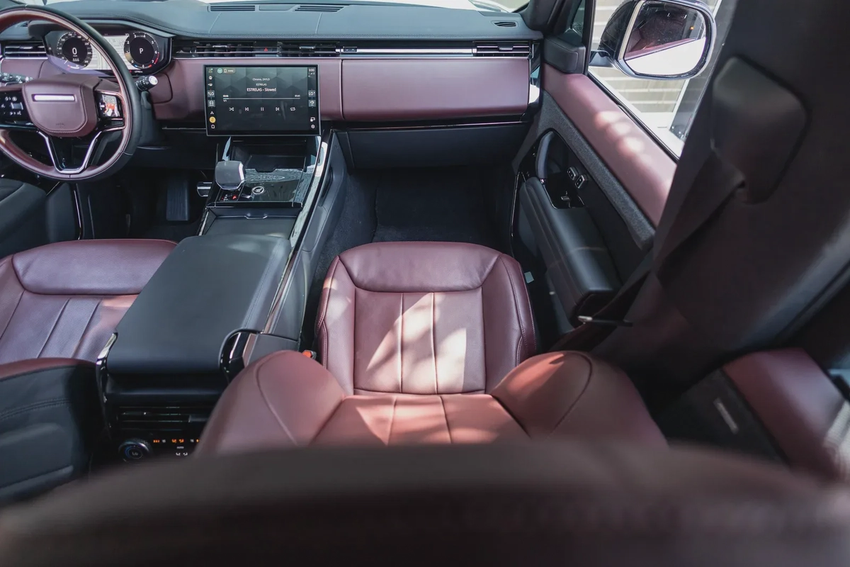 Land Rover Range Rover Sport 2024-14-14