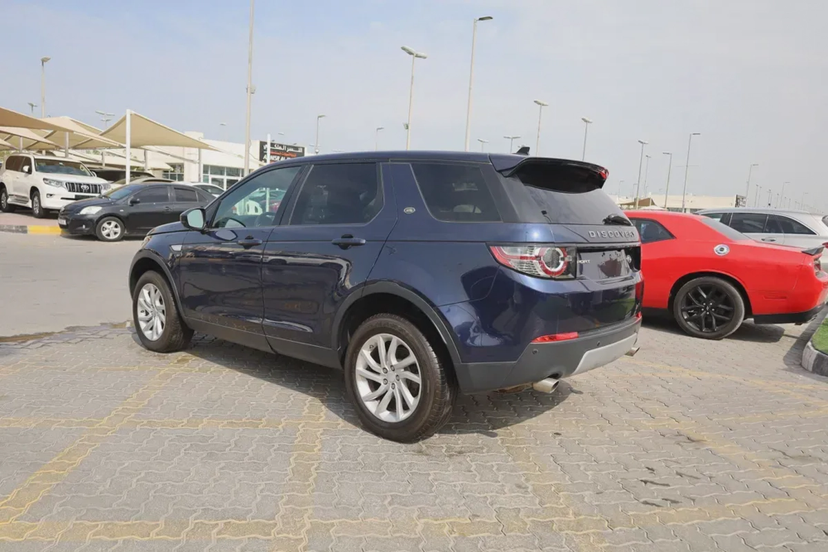 Used Land Rover Discovery Sport HSE 2016-3-3