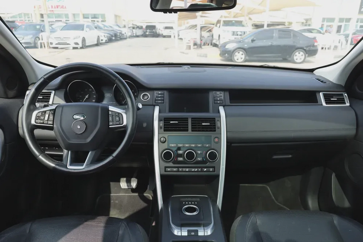 Used Land Rover Discovery Sport HSE 2016-6-6
