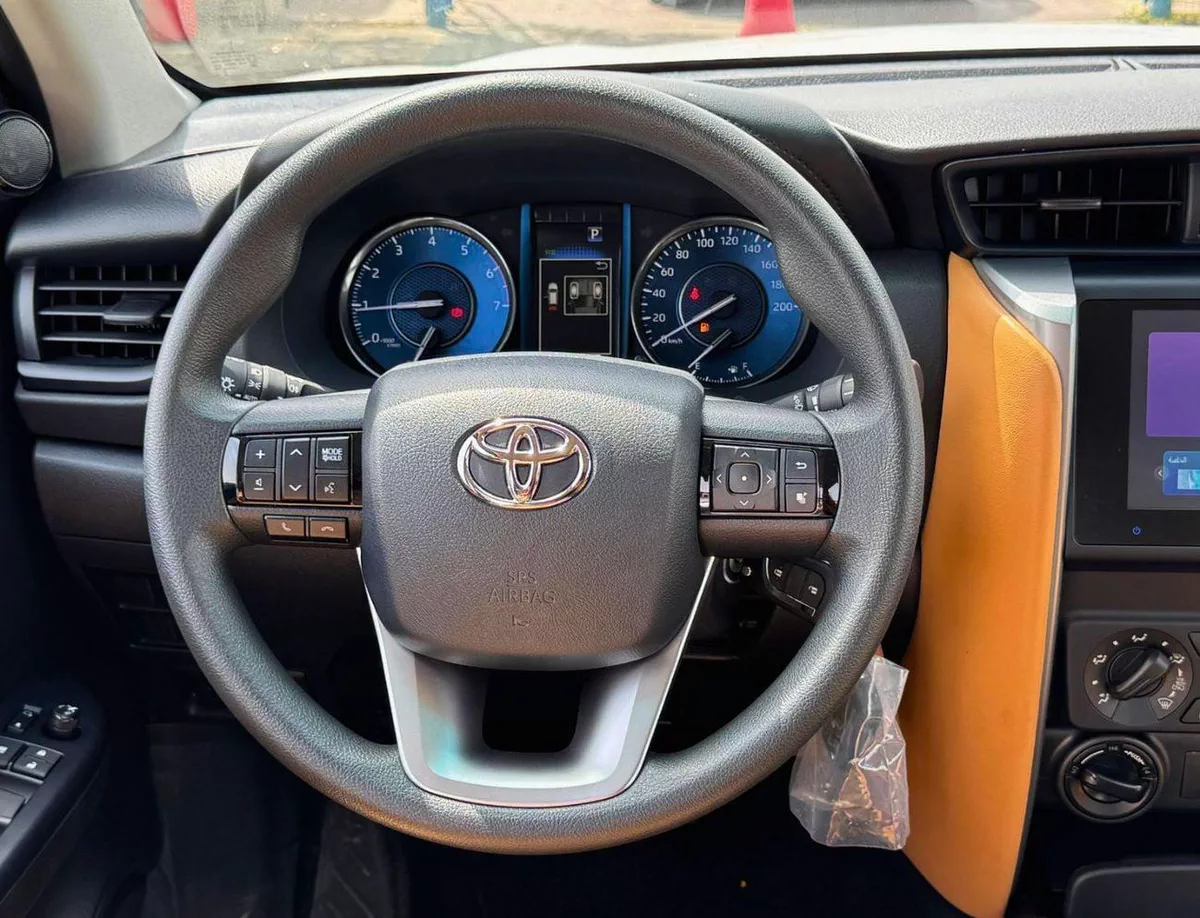 Toyota Fortuner EXR BASIC || 2.7L PETROL V4 / FABRIC SEATS / MANUAL AC (CODE # FPMB)-11-0