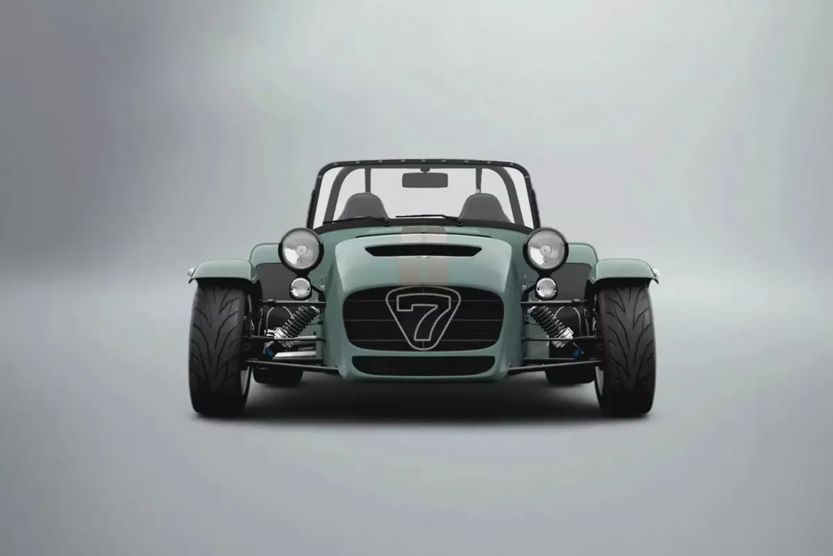 CASH ONLY: 265,000 AED | 2025 Caterham 360R / Caterham Warranty-3-3