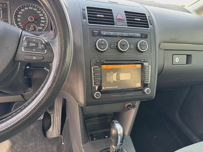  Volkswagen Touran Other-9
