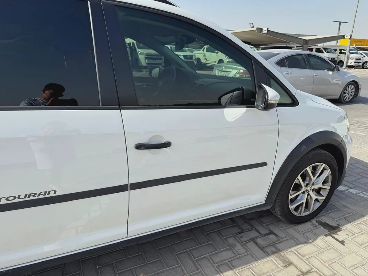  Volkswagen Touran Other-4-4