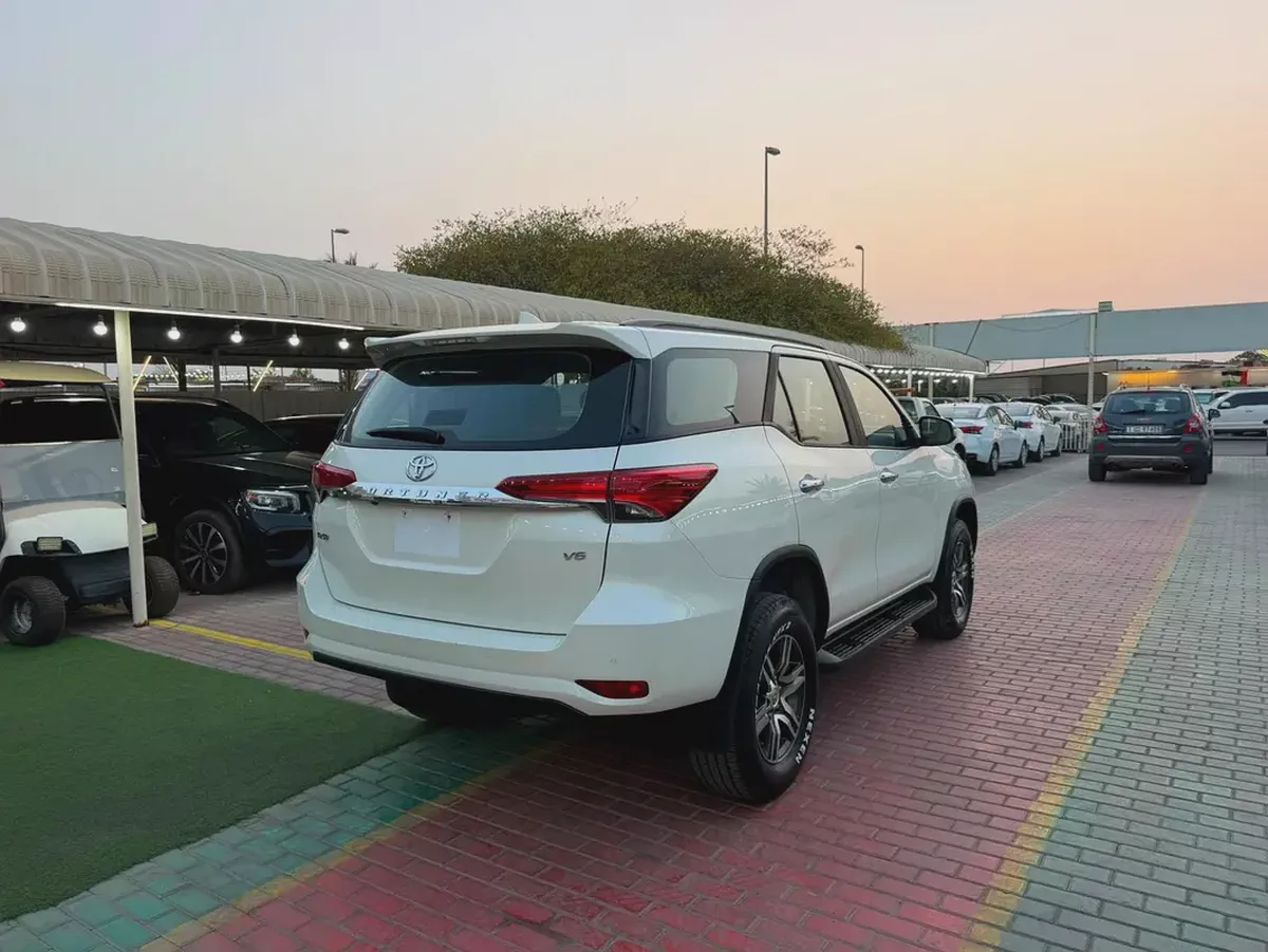 Toyota Fortuner 2022 GXR GCC Specs-2-2